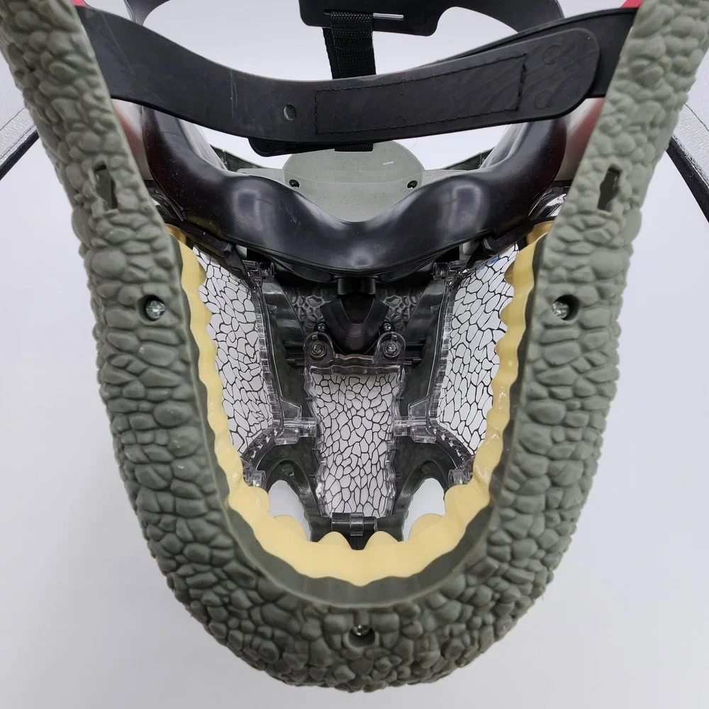 Jurassic World Park Chomp‎ N Roar Mask Velociraptor Raptor Blue Dinosaur Works